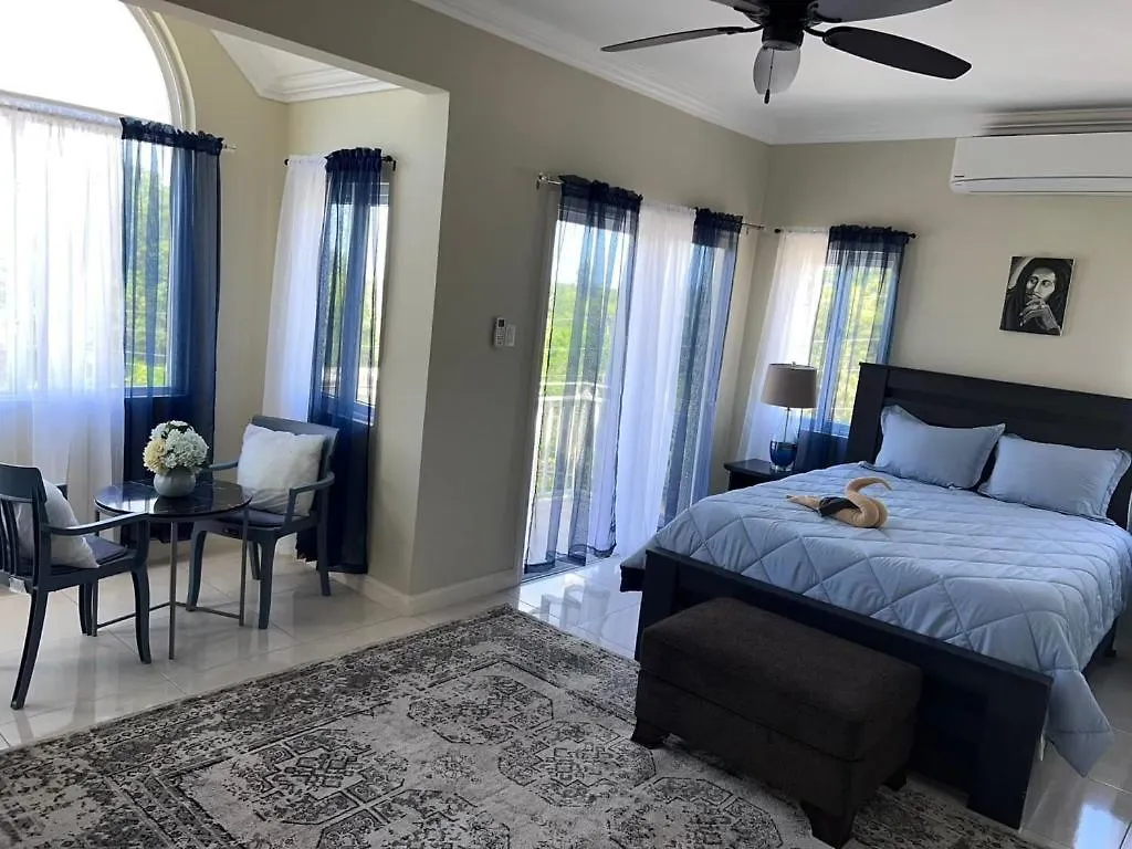 A Place In Paradise Ocho Rios Holiday home